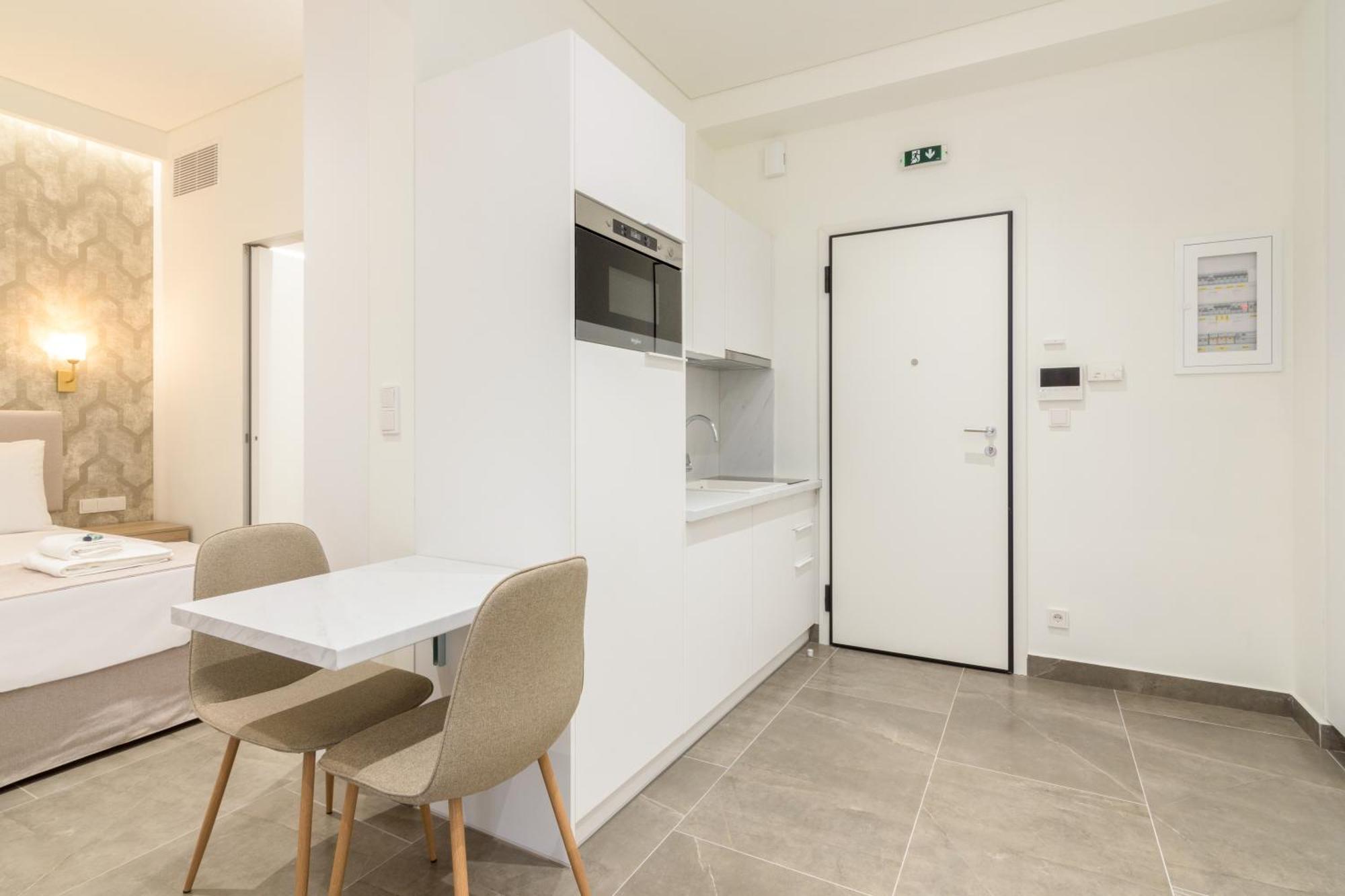 אתונה Socrates Fully Equipped Apartments With Unique Design מראה חיצוני תמונה