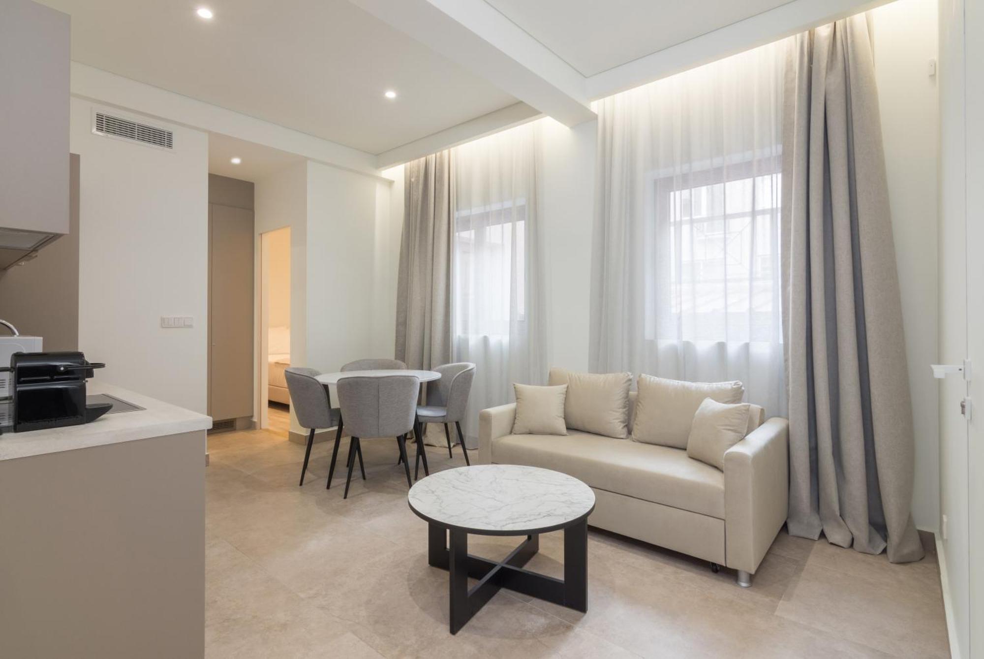 אתונה Socrates Fully Equipped Apartments With Unique Design מראה חיצוני תמונה