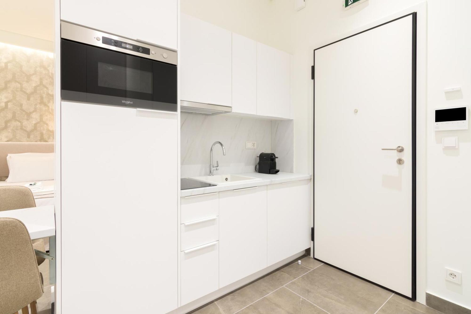 אתונה Socrates Fully Equipped Apartments With Unique Design מראה חיצוני תמונה