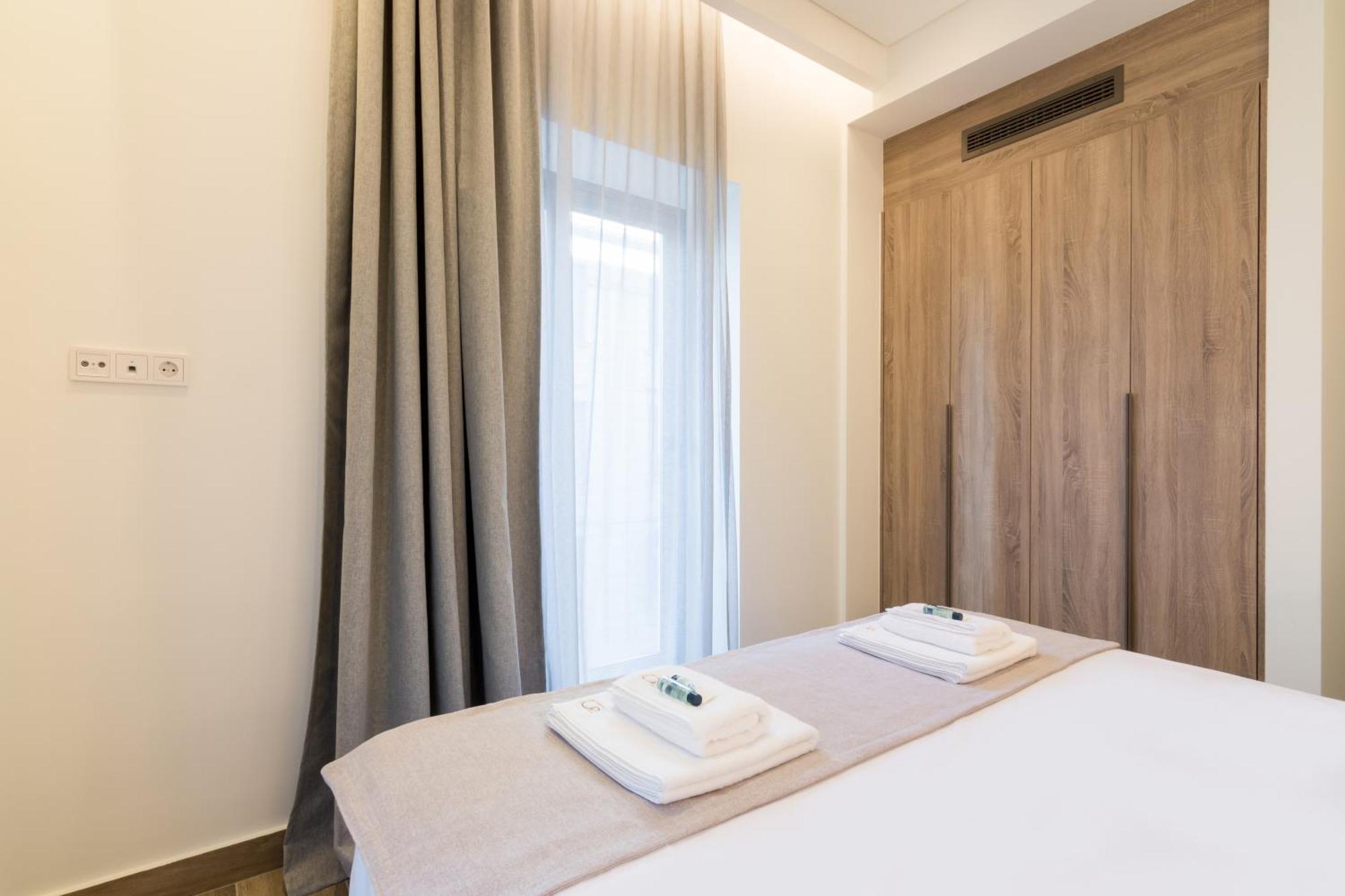 אתונה Socrates Fully Equipped Apartments With Unique Design מראה חיצוני תמונה