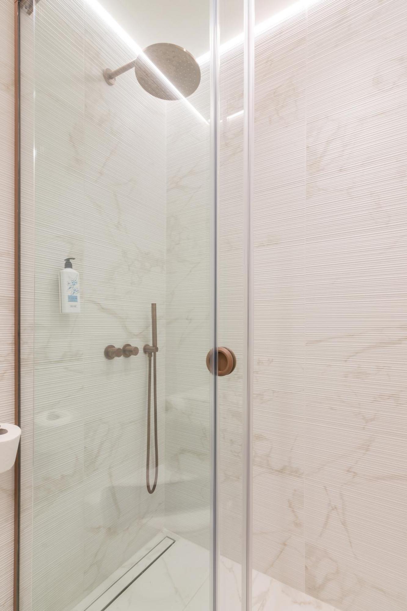 אתונה Socrates Fully Equipped Apartments With Unique Design מראה חיצוני תמונה